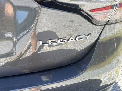 2025 Subaru LEGACY Premium