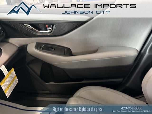 2025 Subaru LEGACY Premium