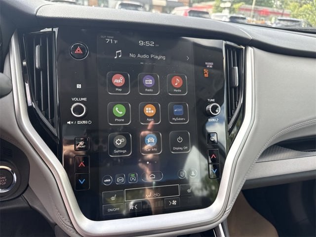 2025 Subaru LEGACY Premium