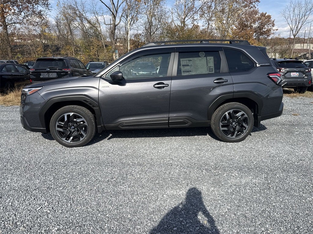 2025 Subaru FORESTER Limited Hybrid
