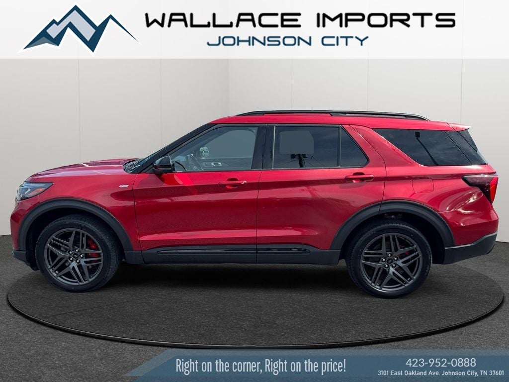 2025 Ford Explorer ST-Line