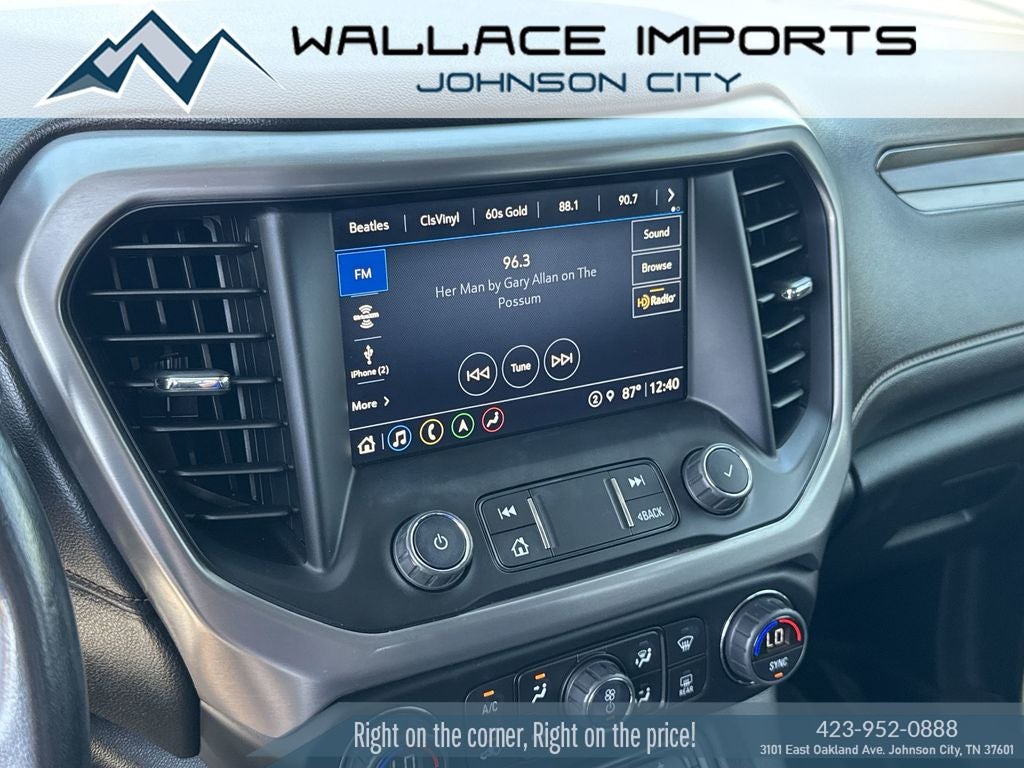2021 GMC Acadia AT4