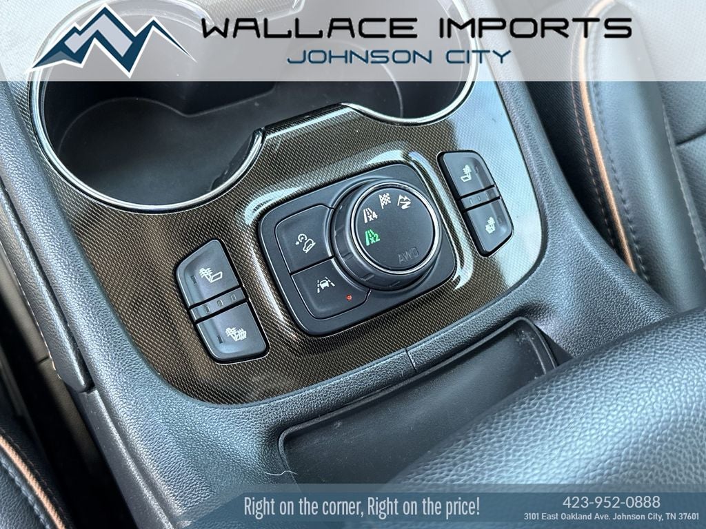 2021 GMC Acadia AT4