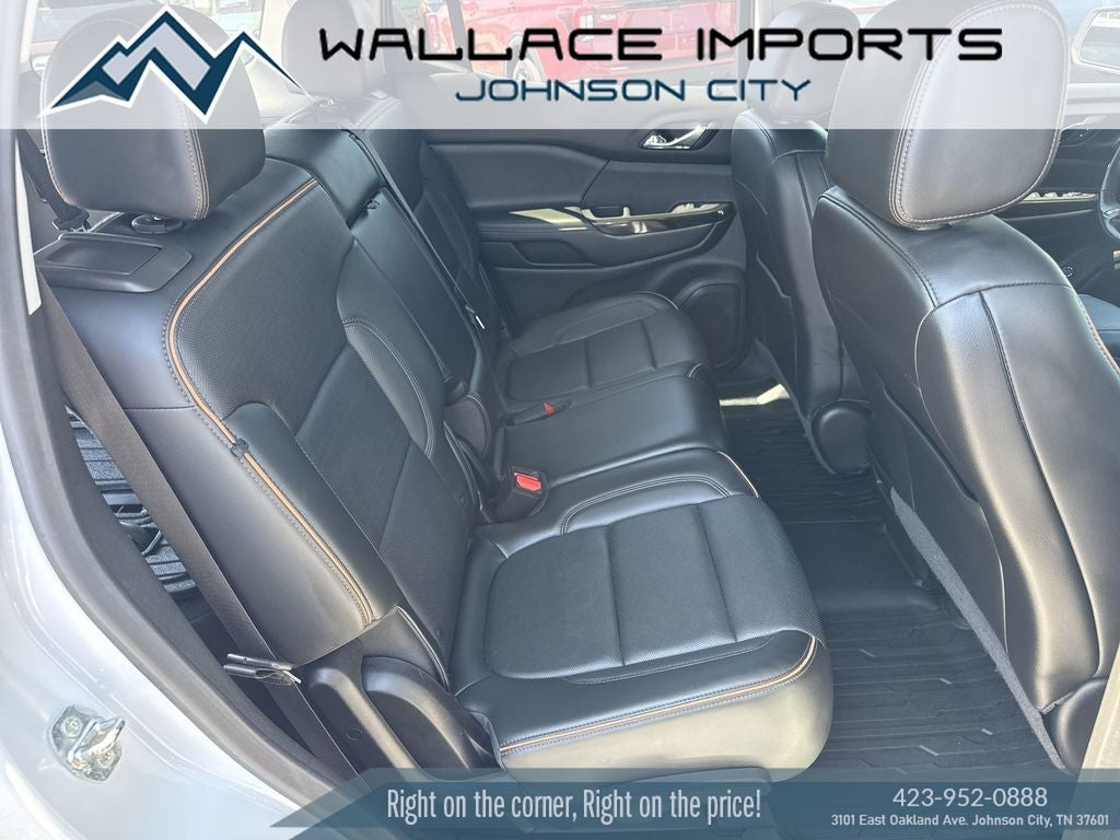 2021 GMC Acadia AT4