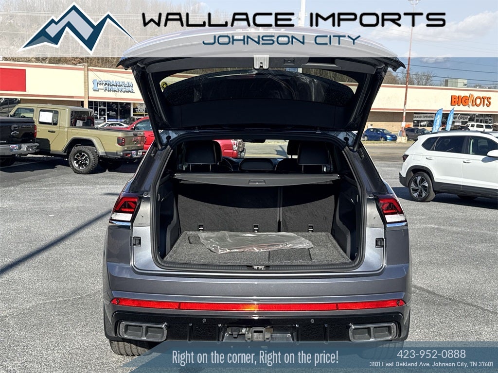 2024 Volkswagen Atlas Cross Sport 2.0T SEL Premium R-Line