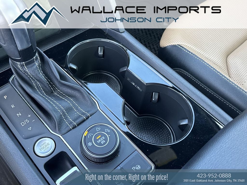 2022 Volkswagen Atlas Cross Sport 3.6L V6 SEL Premium R-Line