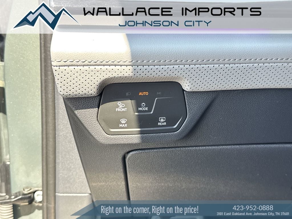 2024 Volkswagen Atlas 2.0T Peak Edition SEL