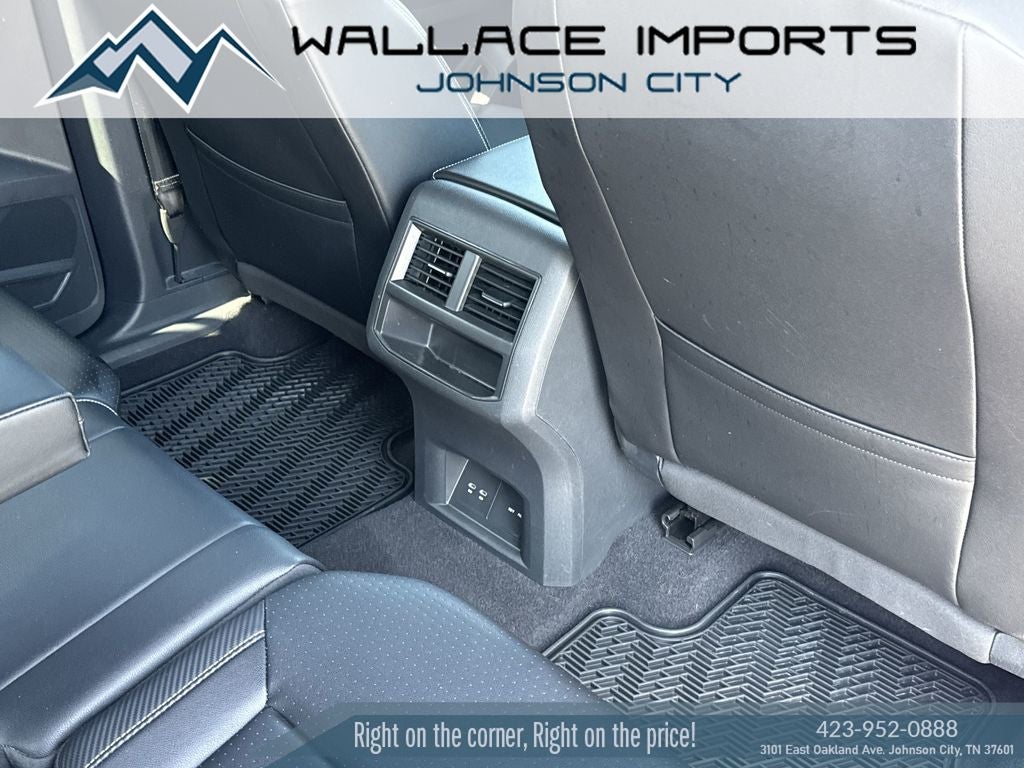 2022 Volkswagen Atlas Cross Sport 2.0T SE w/Technology