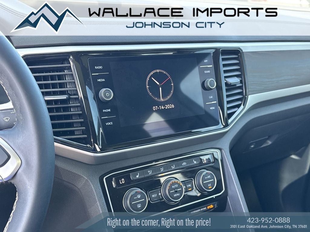 2022 Volkswagen Atlas 3.6L V6 SE w/Technology