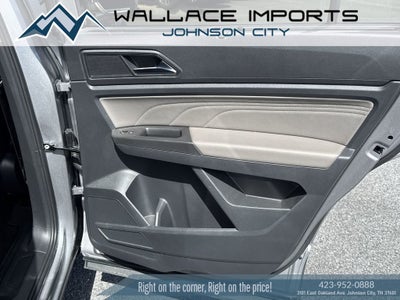 2022 Volkswagen Atlas 3.6L V6 SE w/Technology