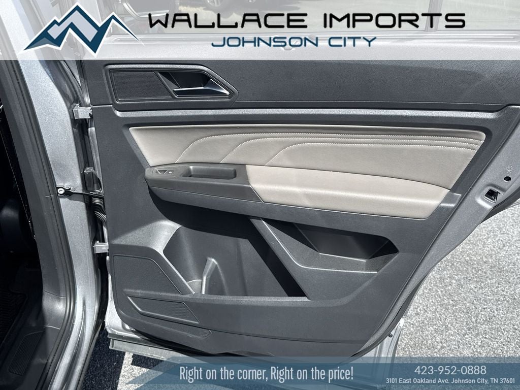 2022 Volkswagen Atlas 3.6L V6 SE w/Technology