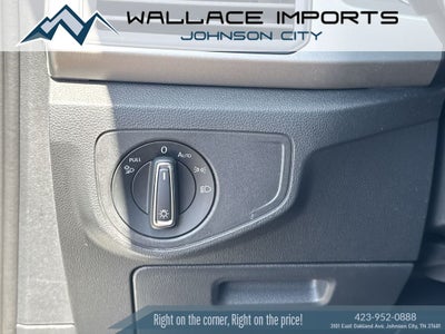 2021 Volkswagen Atlas 3.6L V6 SE w/Technology R-Line