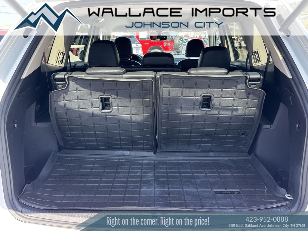 2021 Volkswagen Atlas 3.6L V6 SE w/Technology R-Line