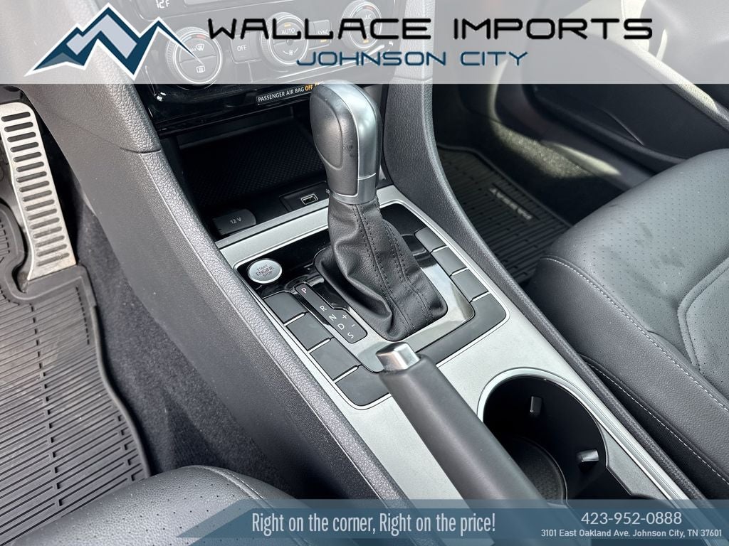 2020 Volkswagen Passat 2.0T R-Line