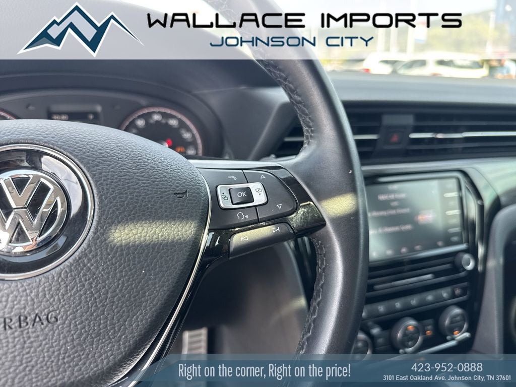 2020 Volkswagen Passat 2.0T R-Line