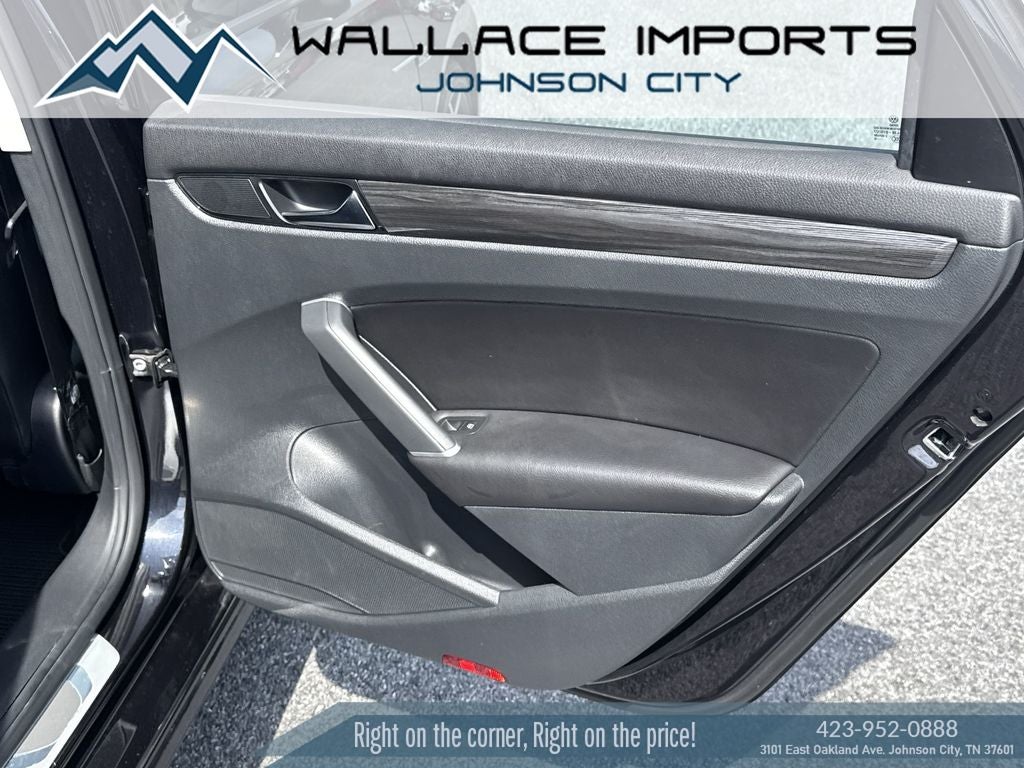 2020 Volkswagen Passat 2.0T R-Line