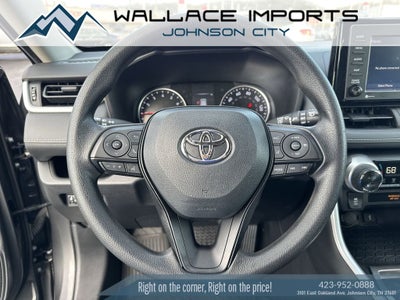 2022 Toyota RAV4 XLE