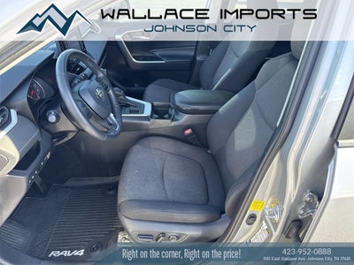 2019 Toyota RAV4 XLE