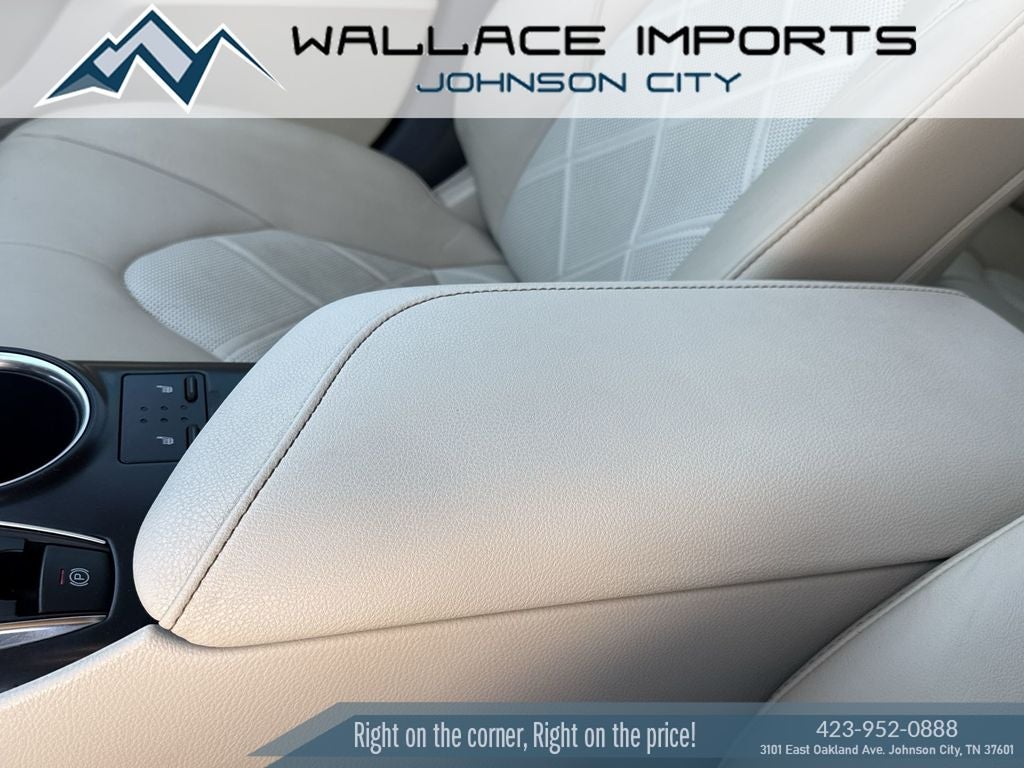 2018 Toyota Camry XLE