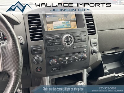 2011 Nissan Pathfinder SV