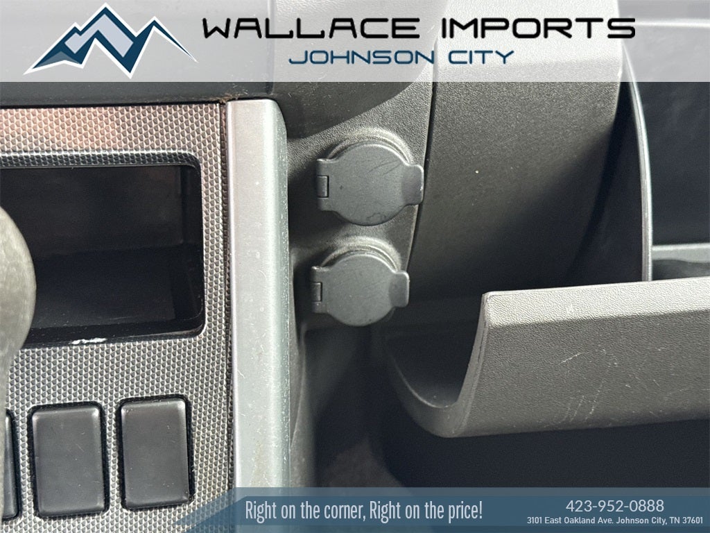 2011 Nissan Pathfinder SV