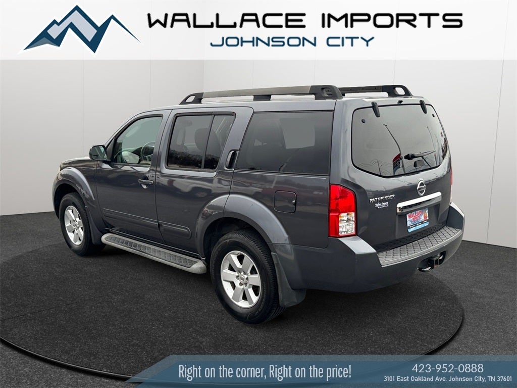 2011 Nissan Pathfinder SV