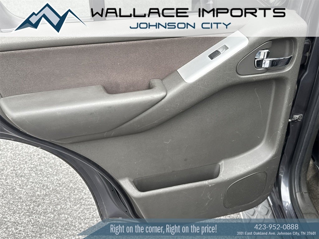 2011 Nissan Pathfinder SV