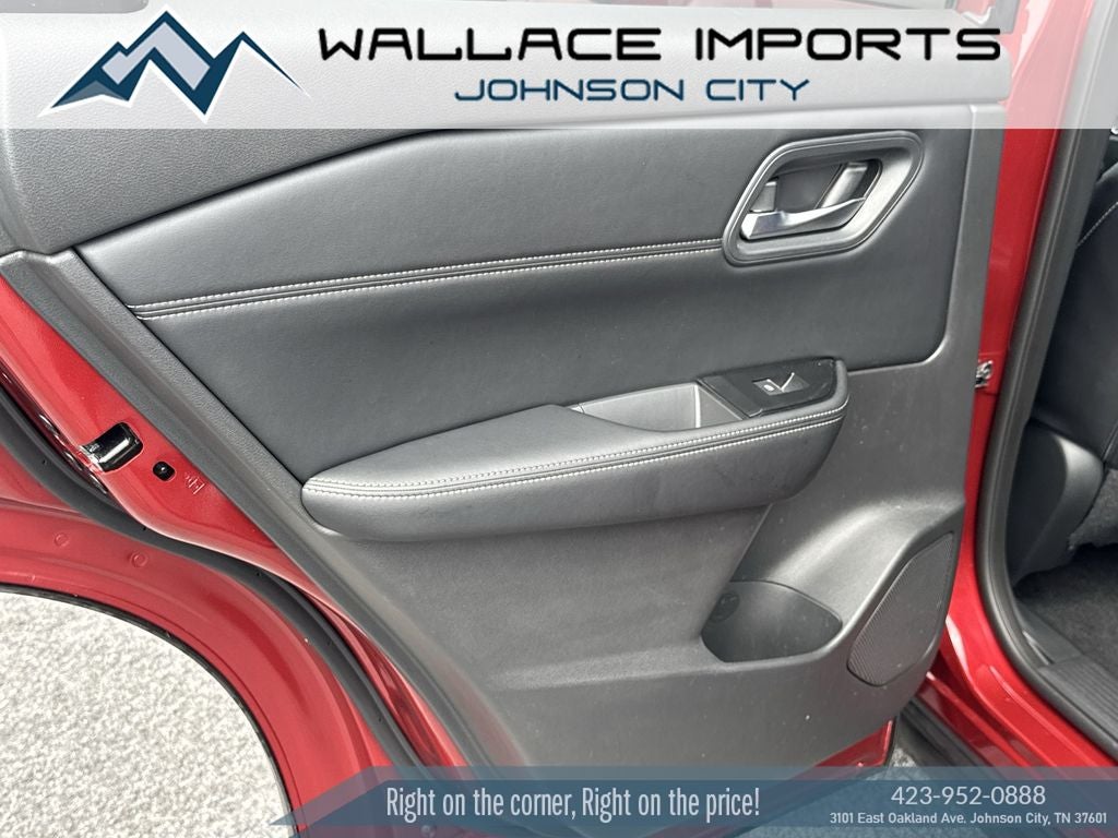 2025 Nissan Rogue SL