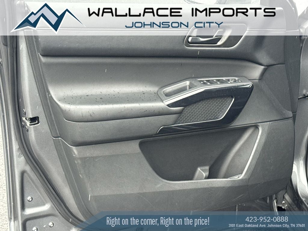 2024 Nissan Pathfinder S