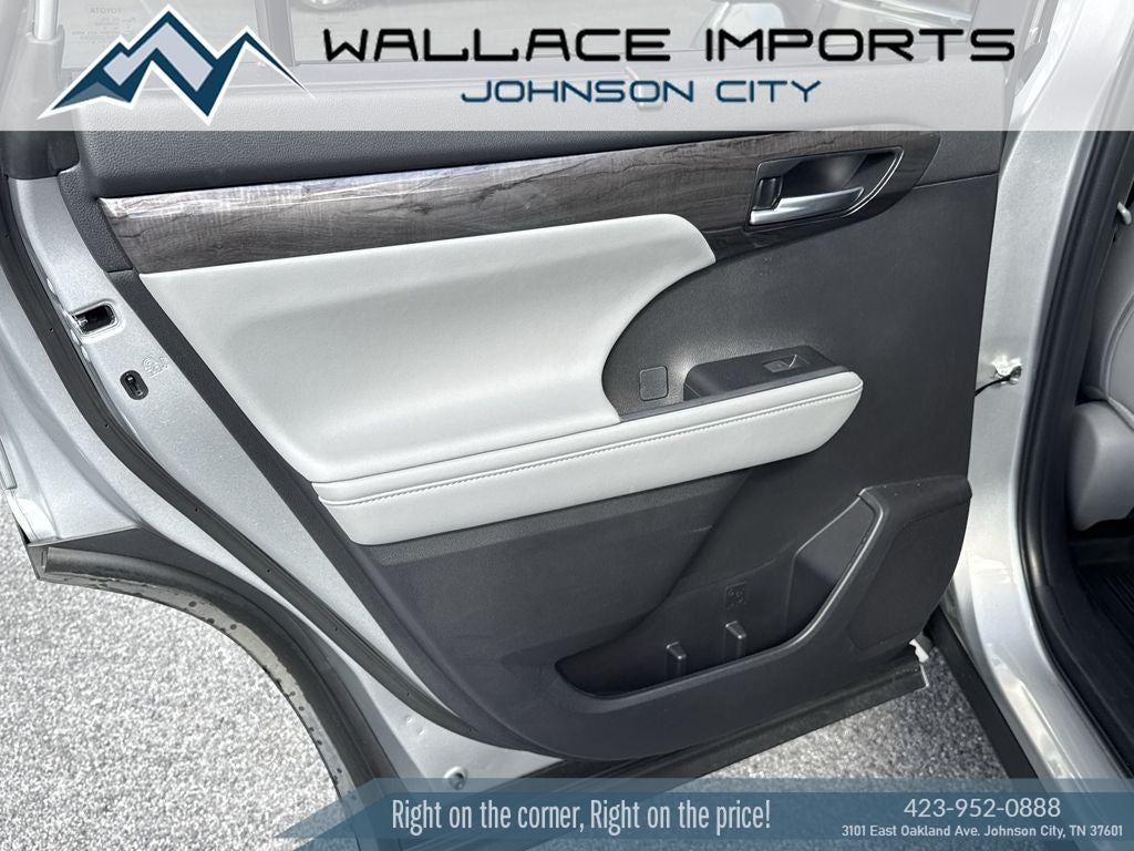 2024 Toyota Highlander Hybrid Platinum