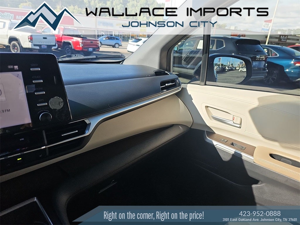 2021 Toyota Sienna XLE 7 Passenger