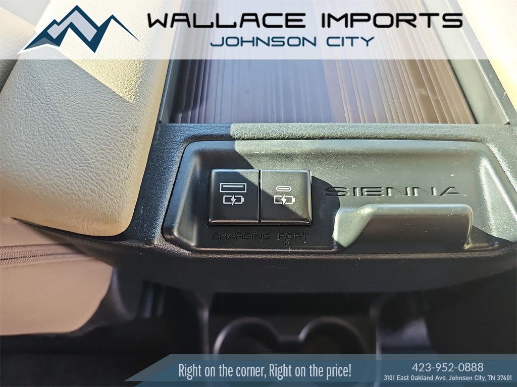 2021 Toyota Sienna XLE 7 Passenger