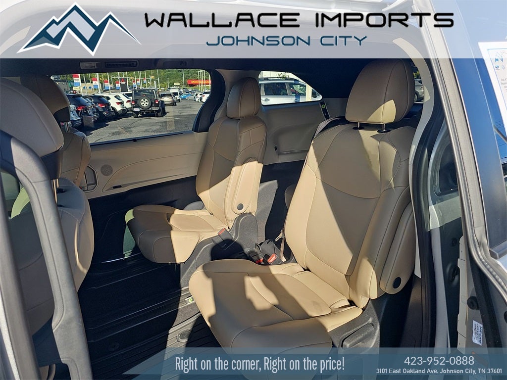 2021 Toyota Sienna XLE 7 Passenger