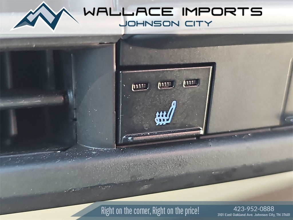 2021 Toyota Sienna XLE 7 Passenger