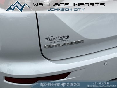 2023 Mitsubishi Outlander SE Black Edition