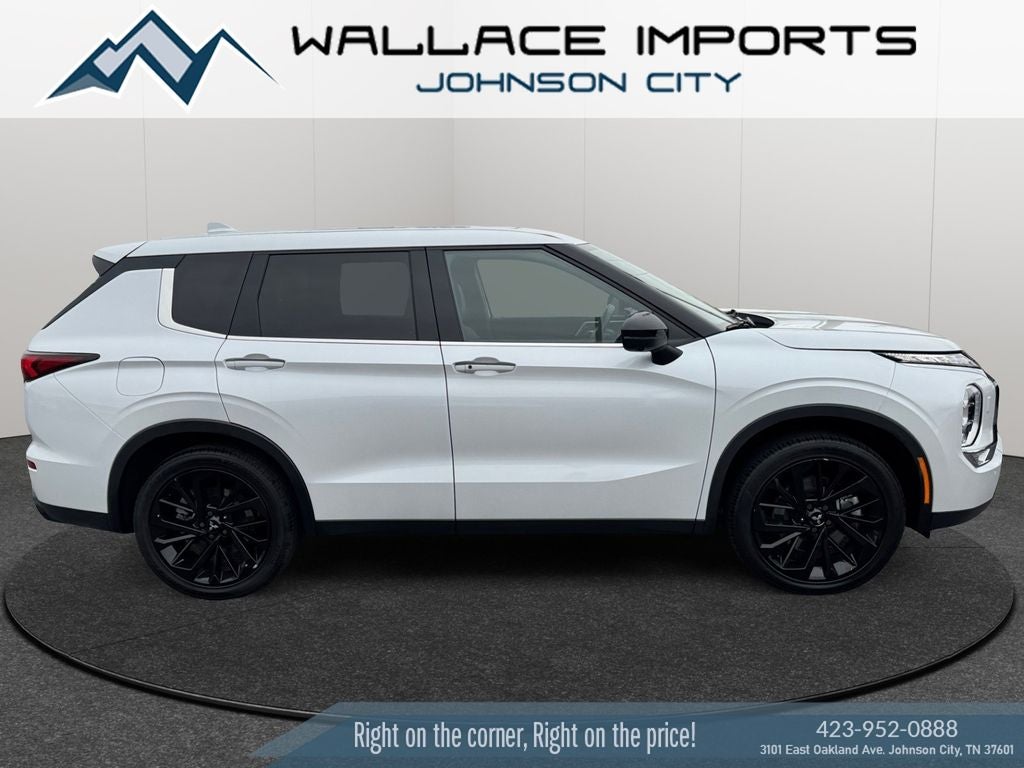 2023 Mitsubishi Outlander SE Black Edition