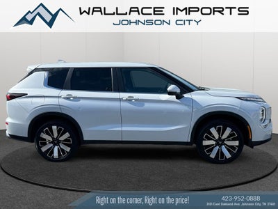 2025 Mitsubishi Outlander SE