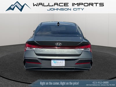 2024 Hyundai Elantra SE