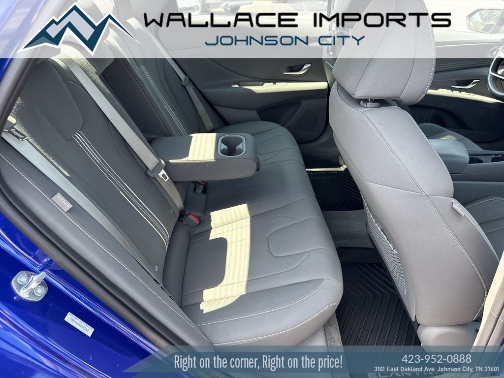 2025 Hyundai Elantra SEL Convenience