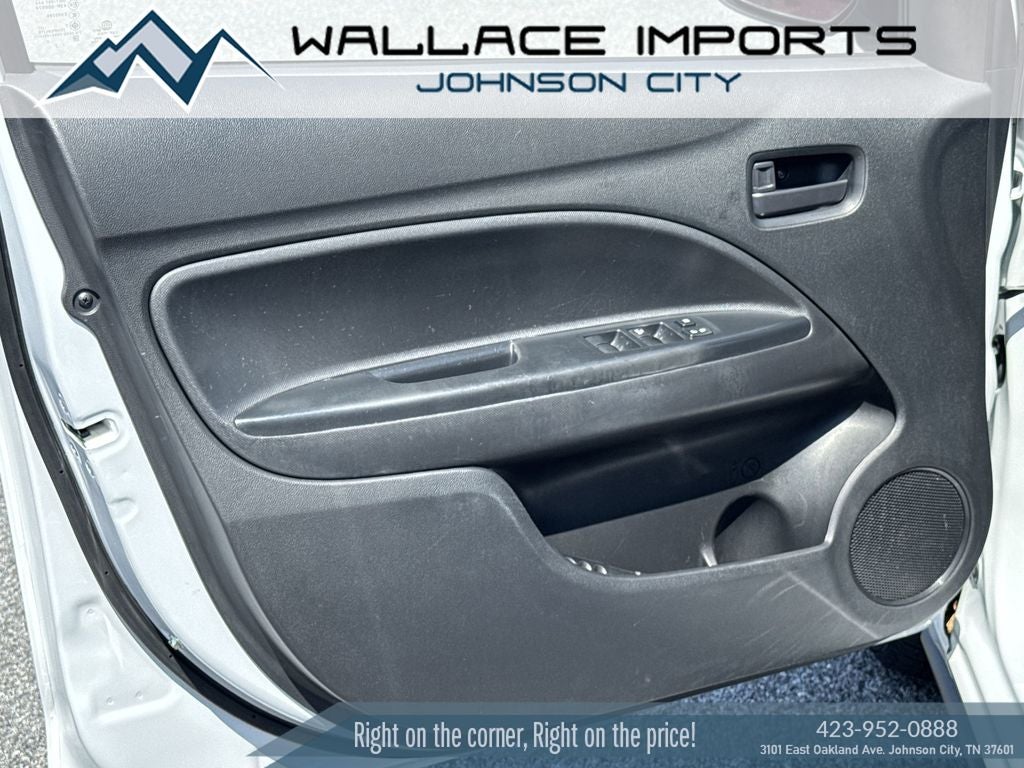 2024 Mitsubishi Mirage ES
