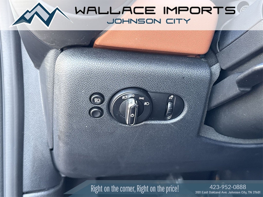 2023 MINI Convertible Base