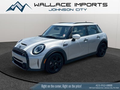2024 MINI Cooper S Iconic