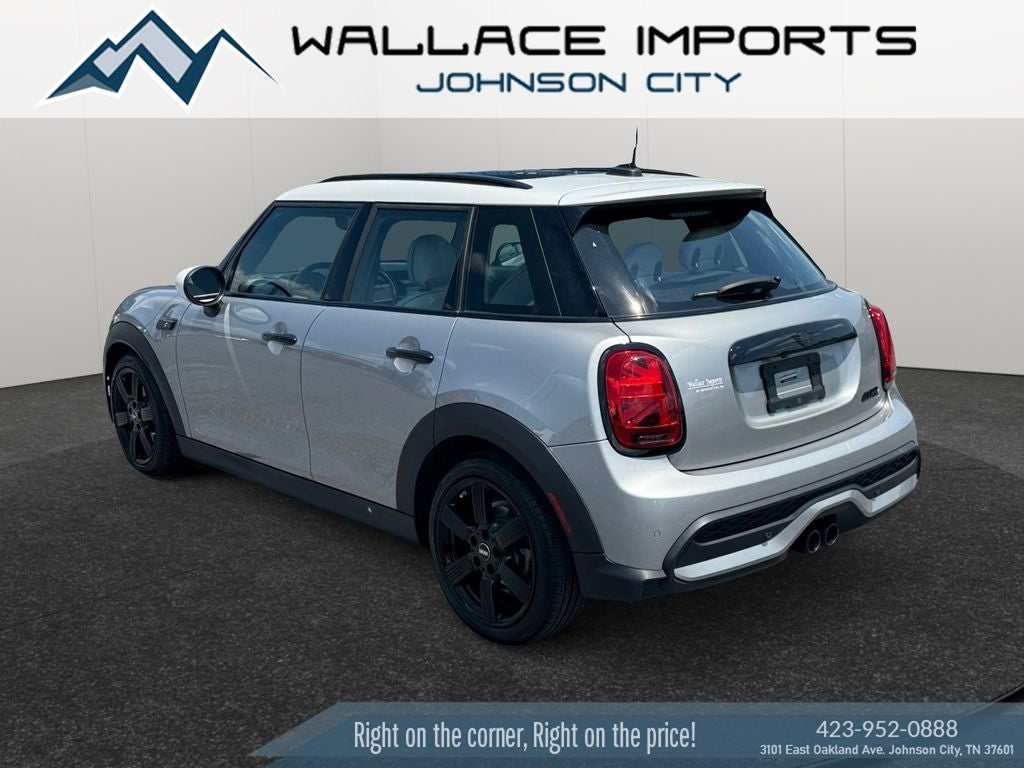 2024 MINI Cooper S Iconic