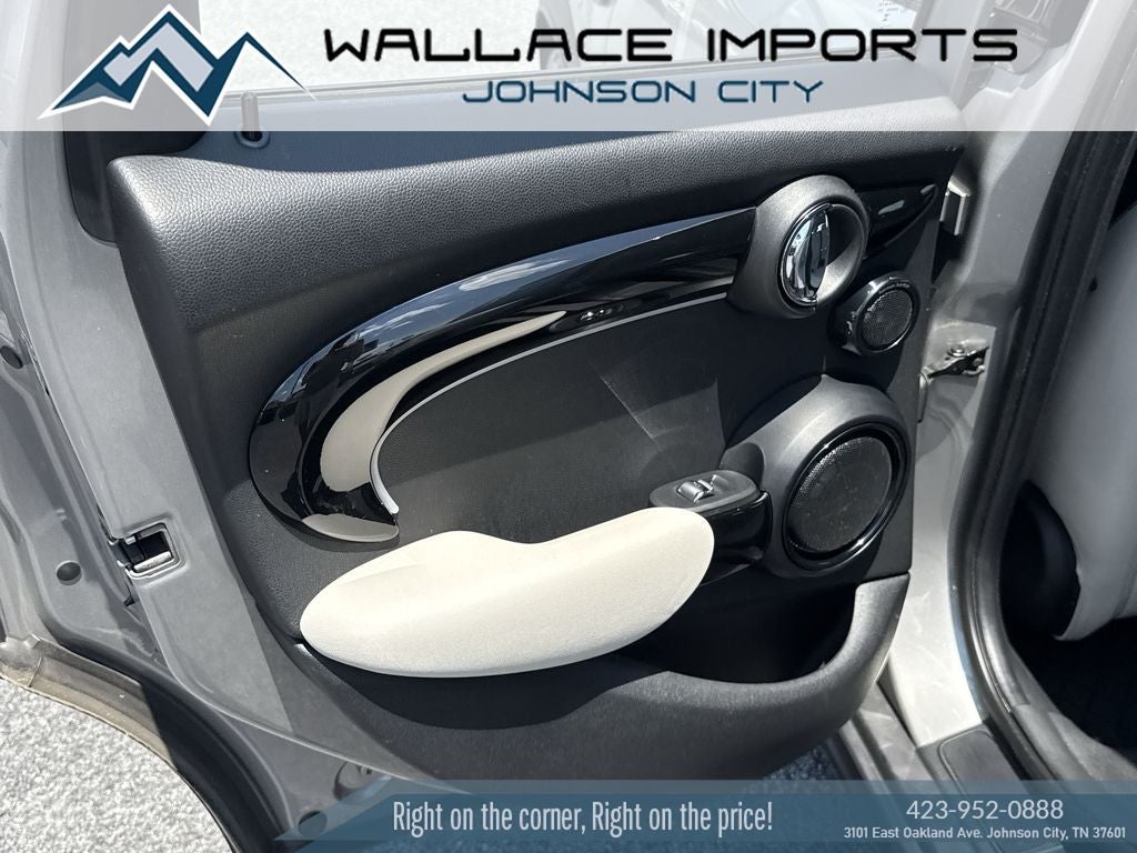 2024 MINI Cooper S Iconic
