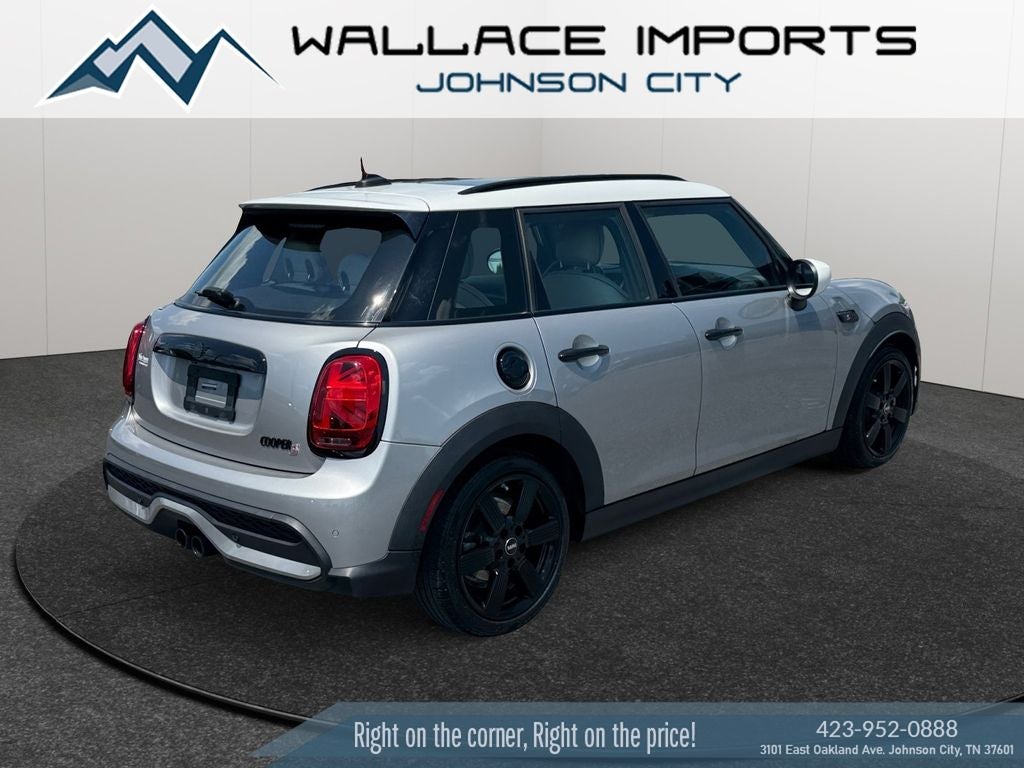 2024 MINI Cooper S Iconic